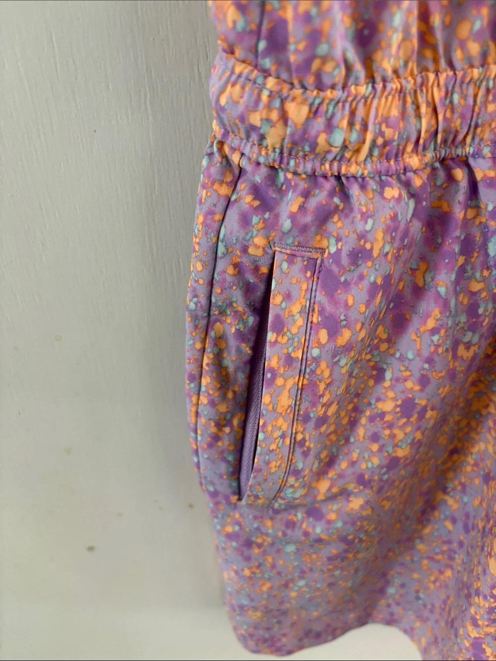 Athleta Girl lavender sleeveless orange aqua purple speckled romper Size Large